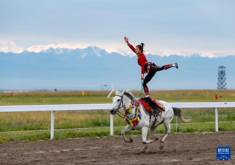 随着更多纽 随着更多纽