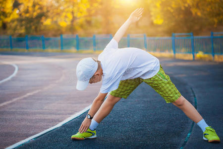 歸在某種程 歸在某種程